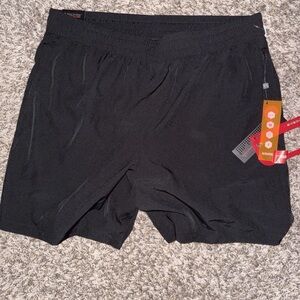 AthleteX Black Men's Shorts Large